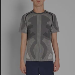 NIKELAB X KIM JONES TECH KNIT FLAT TEE in WHITE & BLACK SIZE SMALL